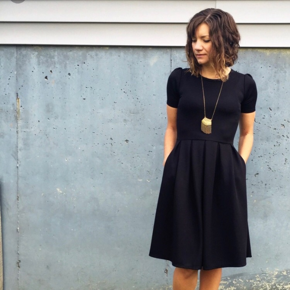 NWOT LuLaRoe Noir Black Amelia Dress